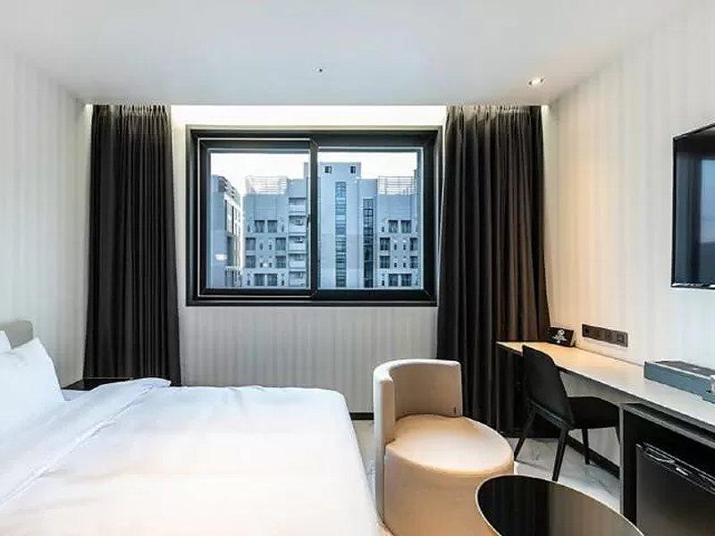 Brown Dot Hotel Jinju Eksteriør bilde
